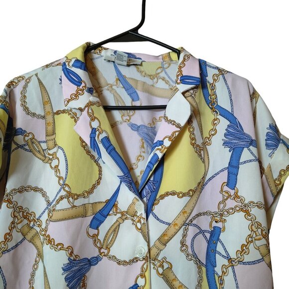 FOREVER 21 Contemporary Women's XS Short Sleeve Button Front Blouse Cropped - Picture 2 of 5